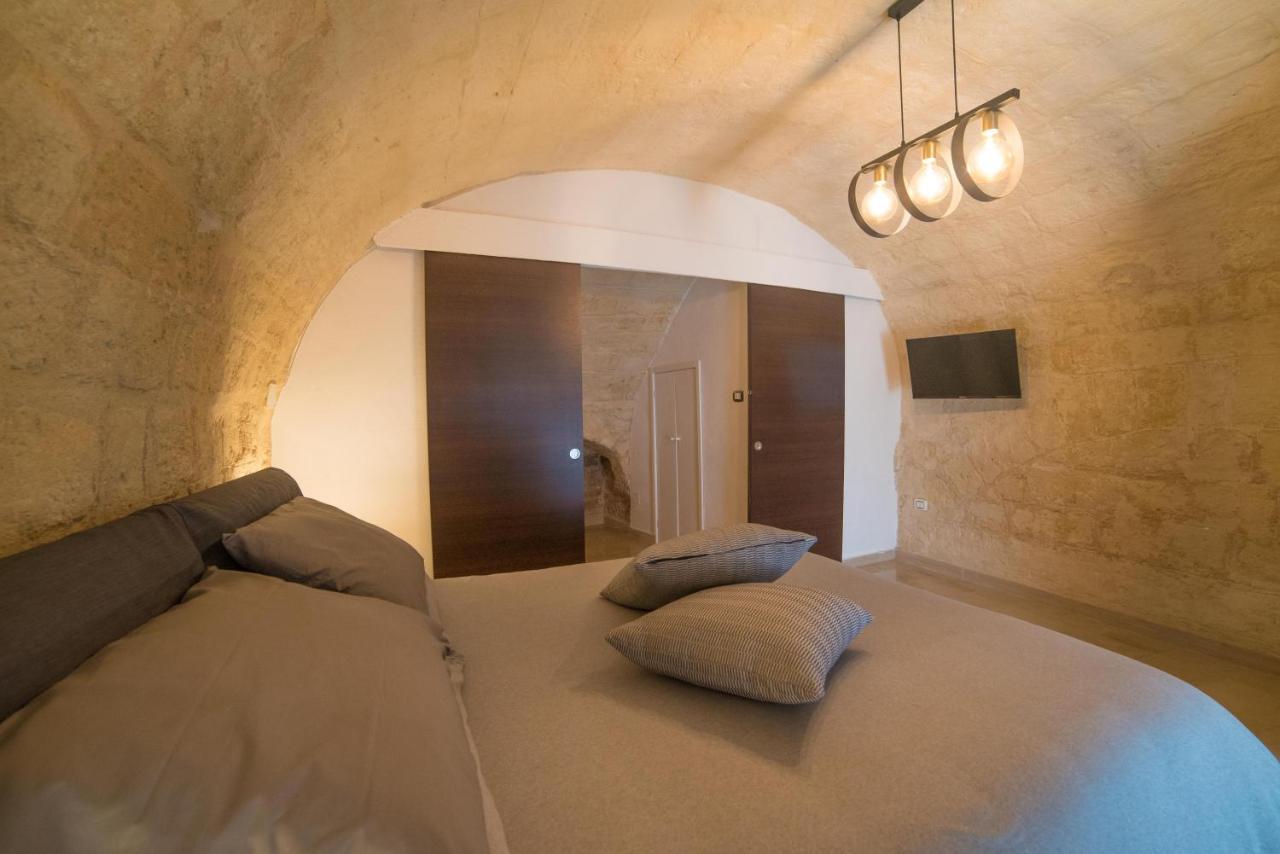 A Due Passi Dal Mare Hotel Trani Exterior photo