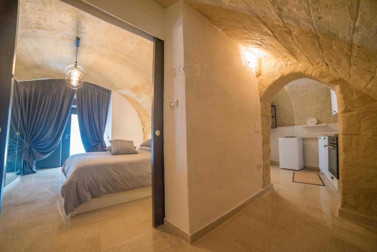 A Due Passi Dal Mare Hotel Trani Exterior photo